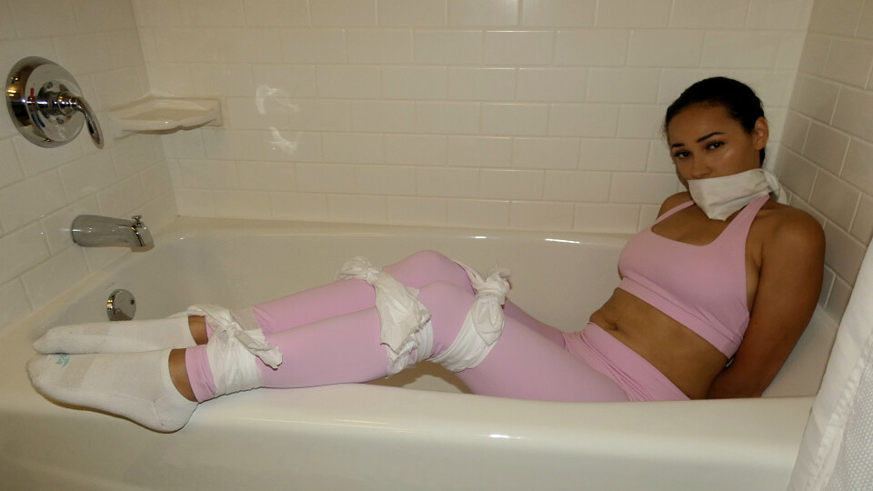 Willow Tied in the Tub