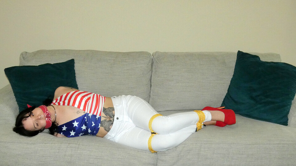 Angel Independence Day Damsel